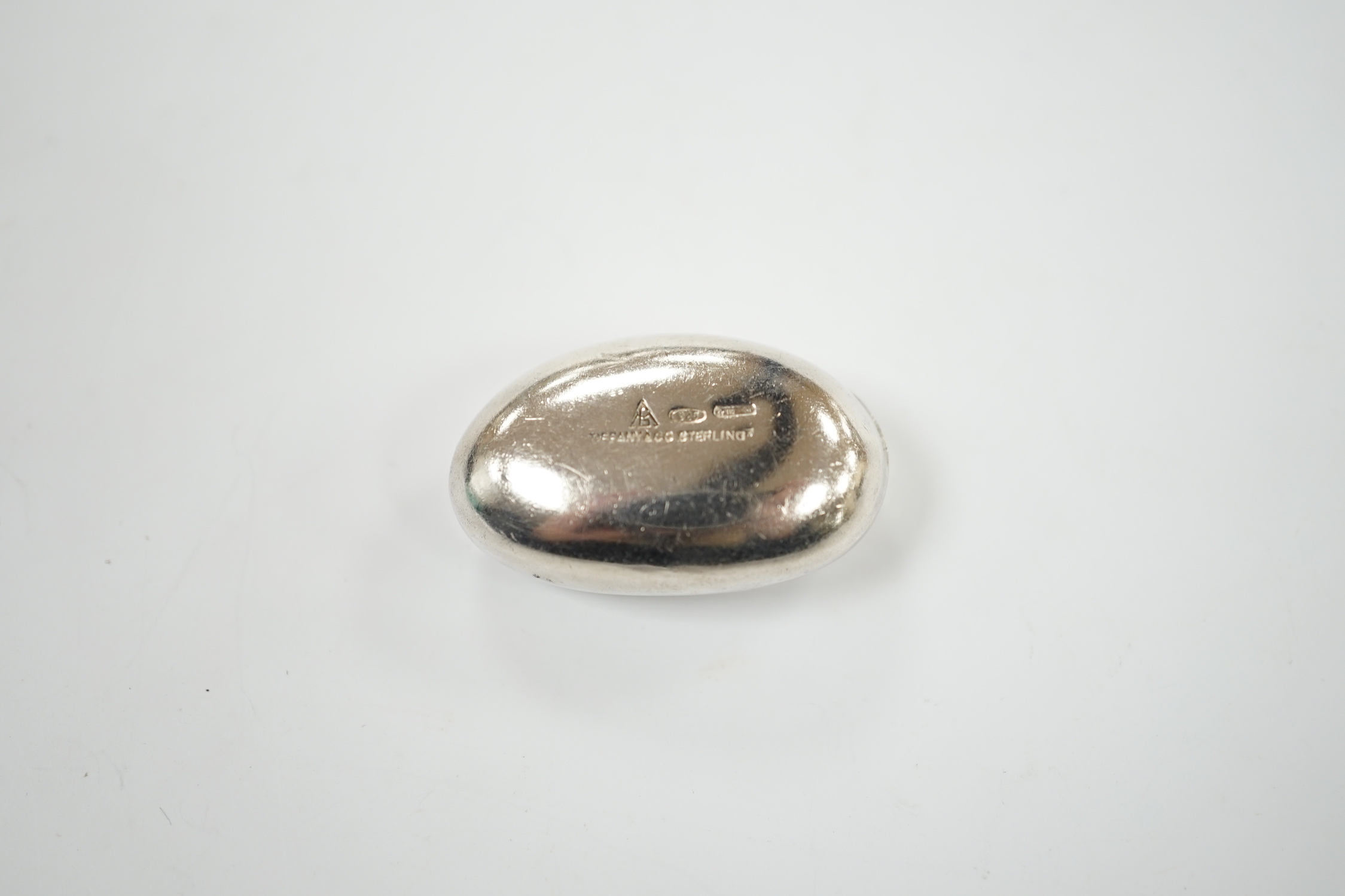 A modern Italian Tiffany & Co 925 sterling 'worry' bean, 30mm.